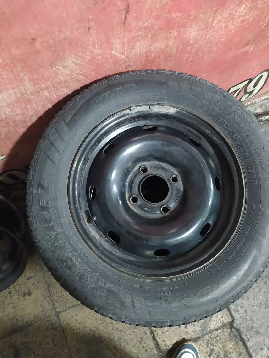 رینگ و لاستیک پژو 405|قطعات یدکی و لوازم جانبی|اسلام‌شهر, مظفریه|دیوار