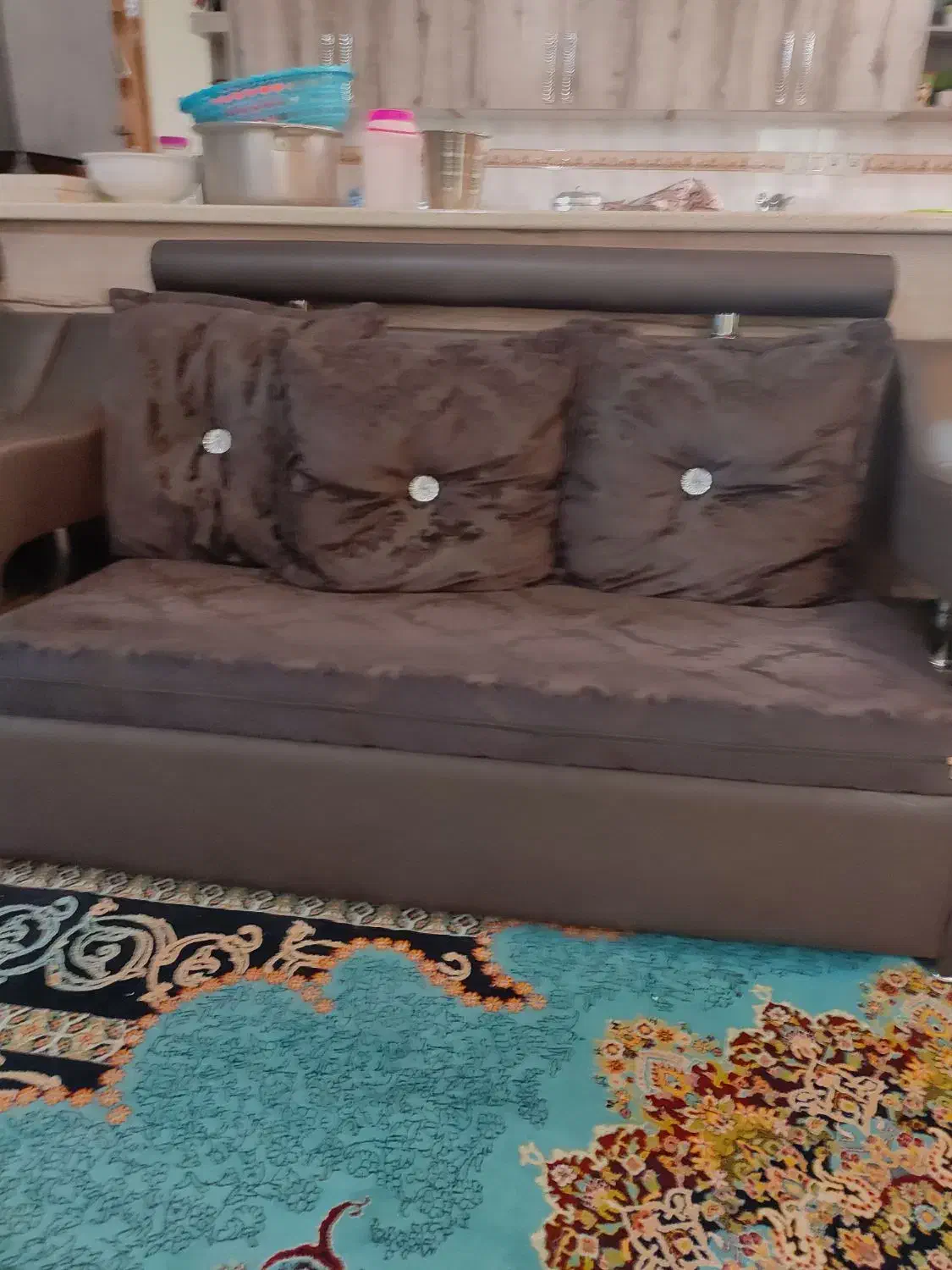 مبل چرم ۷نفره با ۱میز و۴عسلی|مبلمان خانگی و میز عسلی|دزفول, |دیوار