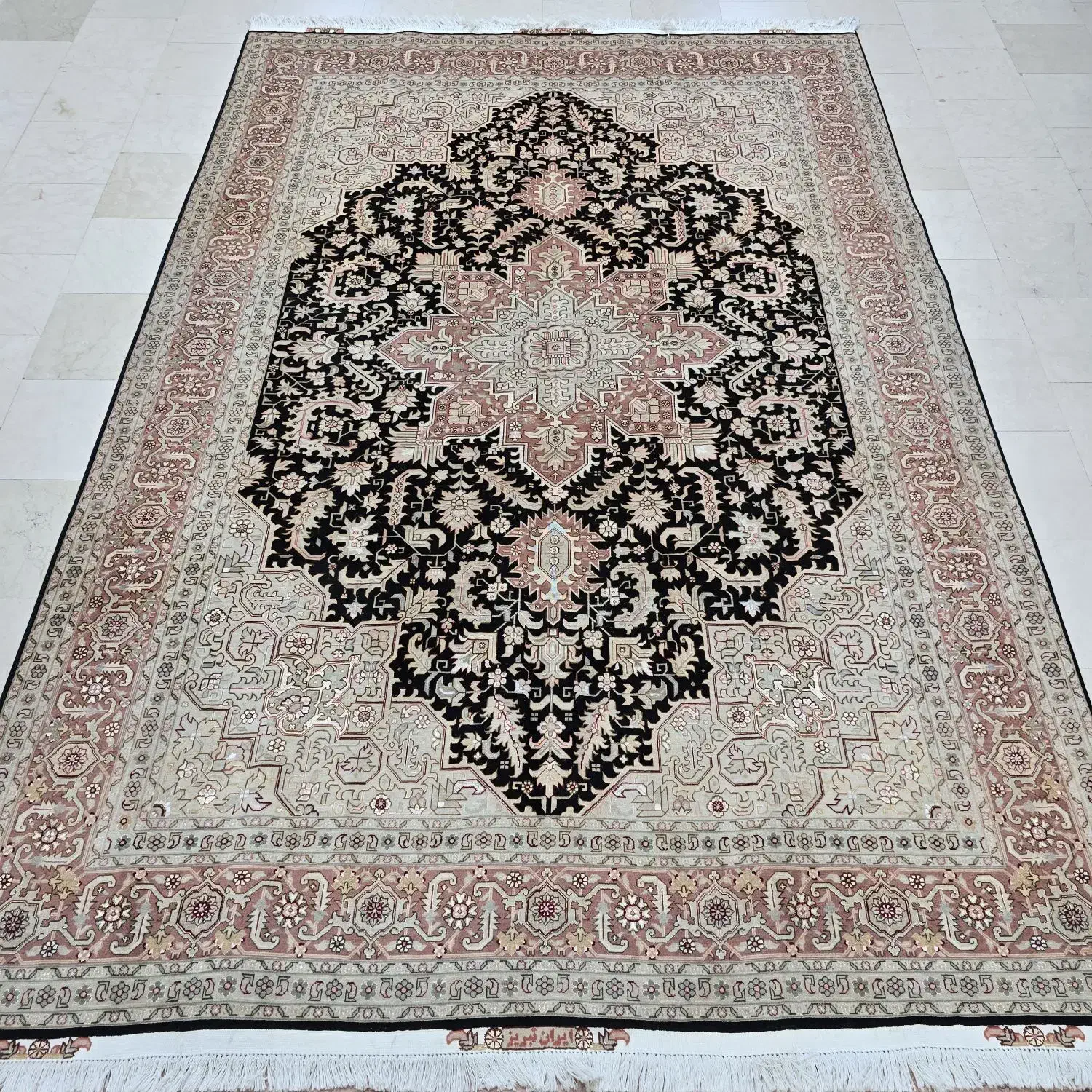 فرش تبریز /۹متری/۶متری/۳متری و کناره طرح هریز|فرش|تهران, شیراز|دیوار