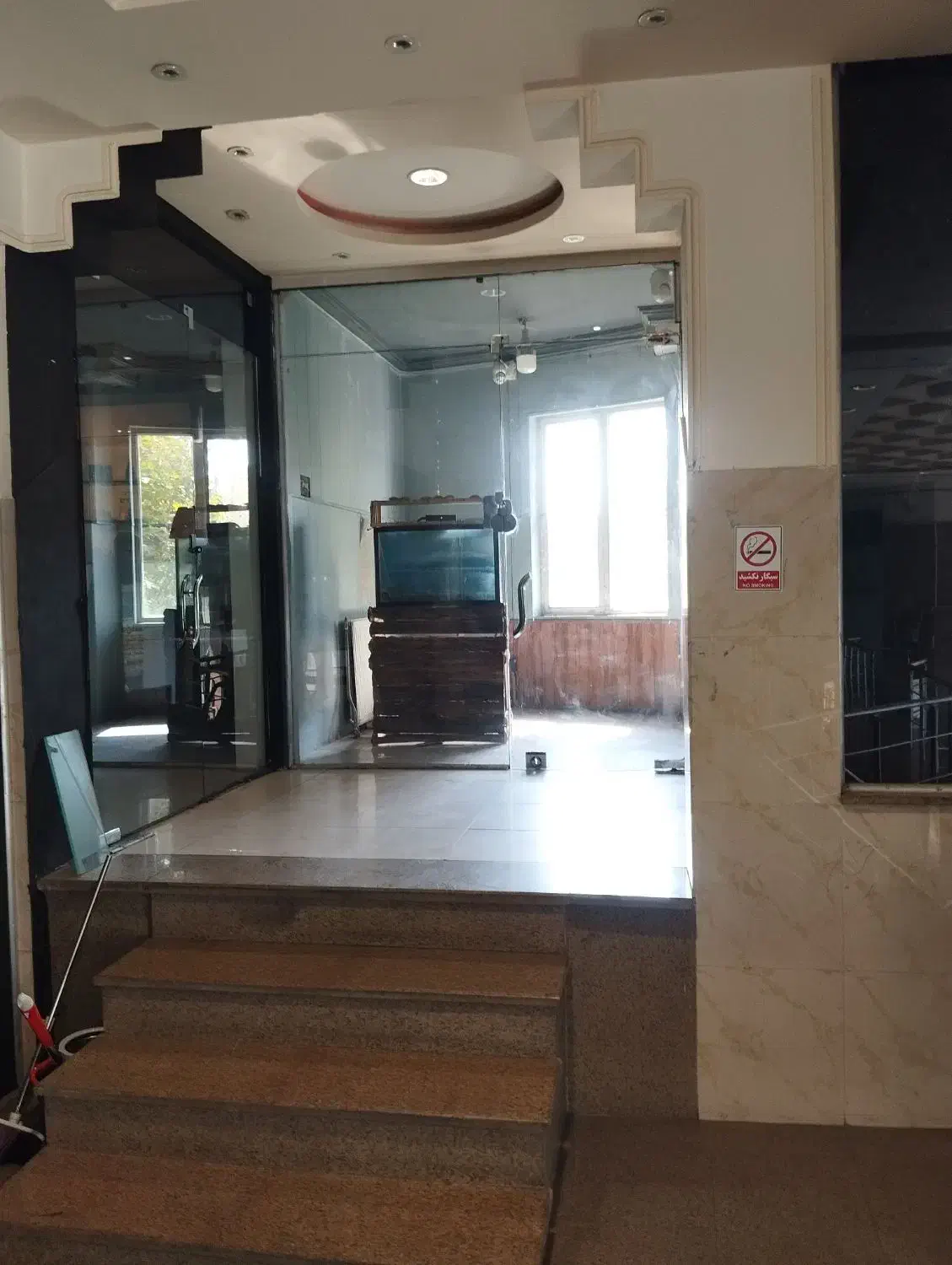 اجاره یا تمام رهن مغازه خ استادان طبقه اول|اجارهٔ مغازه و غرفه|ارومیه, |دیوار