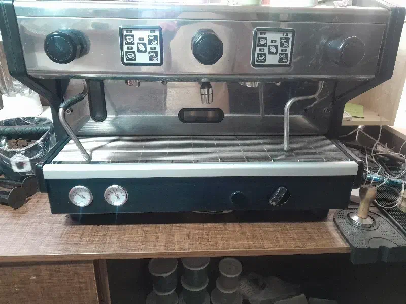 فروش دستگاه قهوه ساز صنعتی|کافیشاپ و رستوران|سمیرم, |دیوار