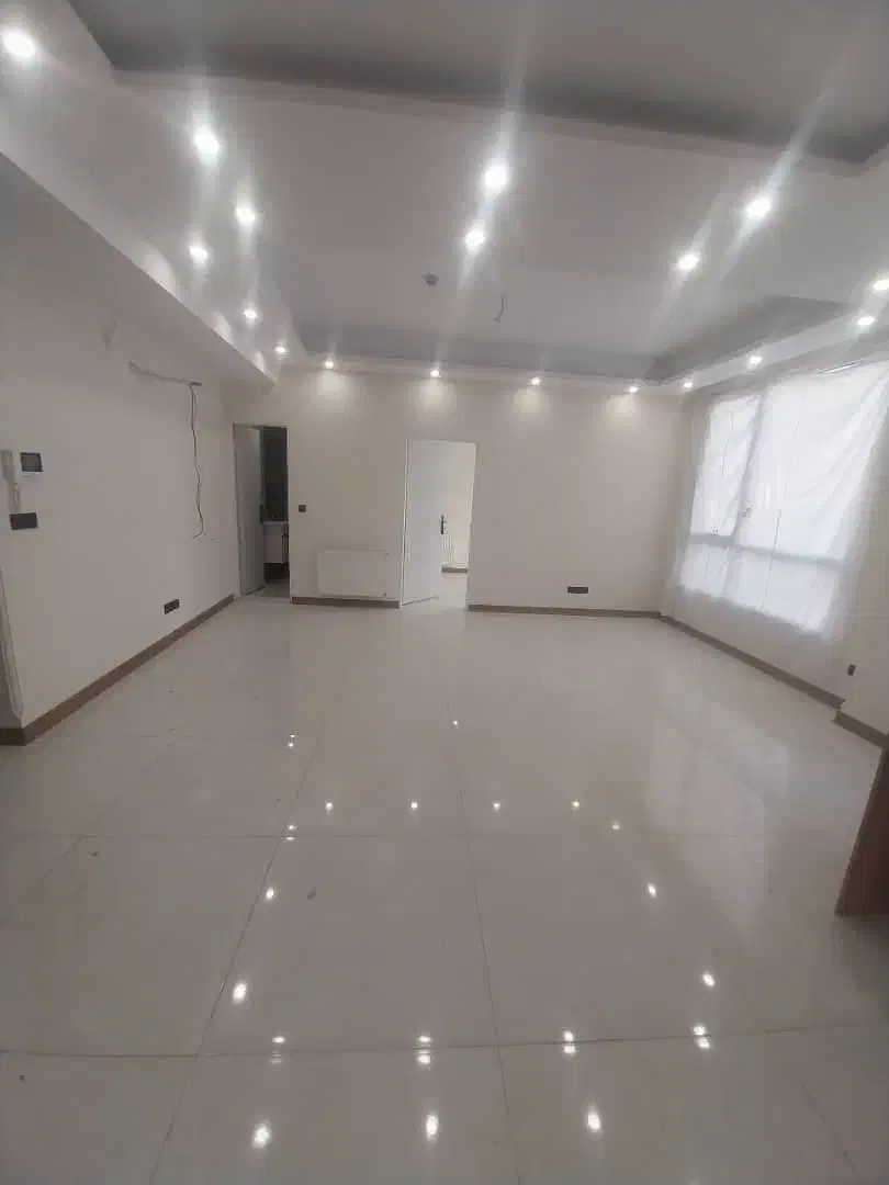 61 متری نوساز فول امکانات