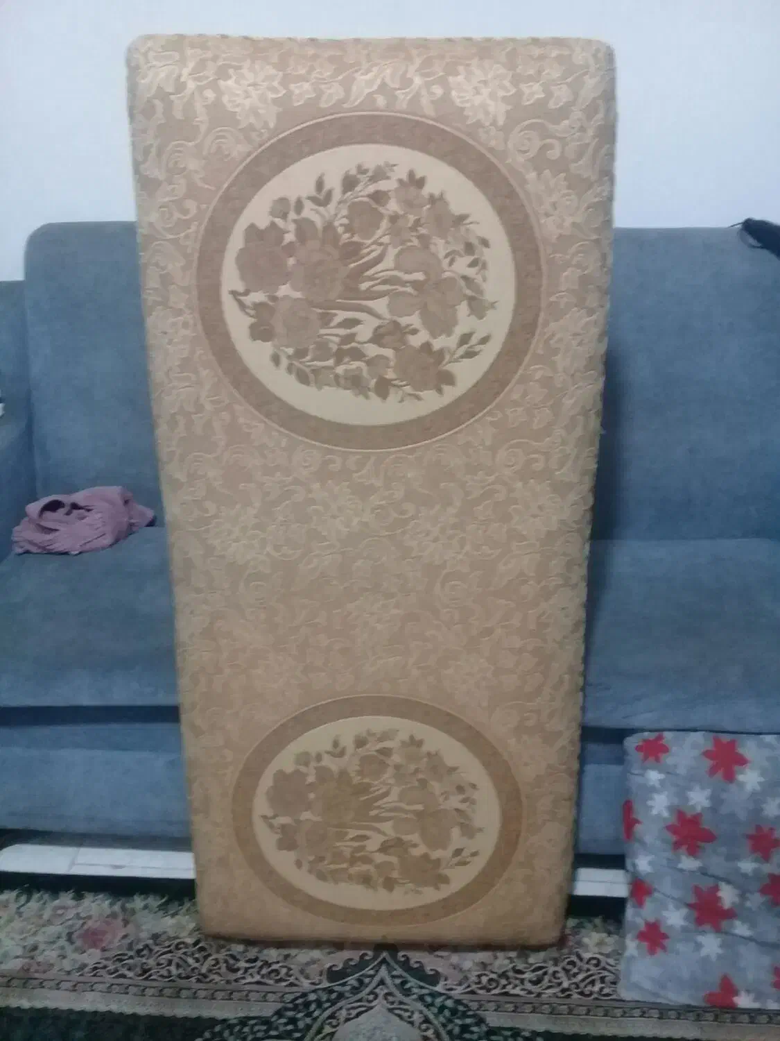 دوجفت پشتی بزرگ ومحکم|پشتی|رشت, پیرکلاچای|دیوار