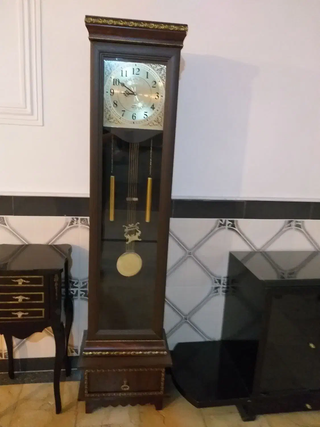 وسایل خونه در حد نو|مبلمان خانگی و میز عسلی|مهاباد (آذربایجان غربی), |دیوار