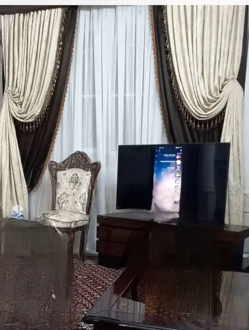 ۸ تایالان پرده در حد نو|پرده، رانر، رومیزی|نهاوند, |دیوار