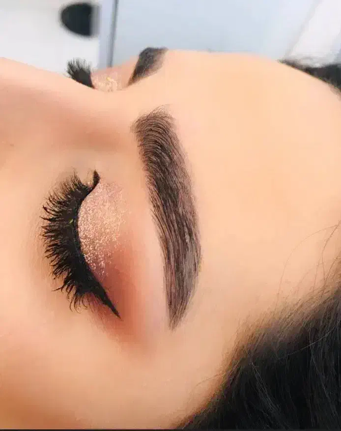 مدل رایگان قاب وسایه،بلید ، شینیون ، میکاپ ،|خدمات آرایشگری و زیبایی|بروجرد, |دیوار