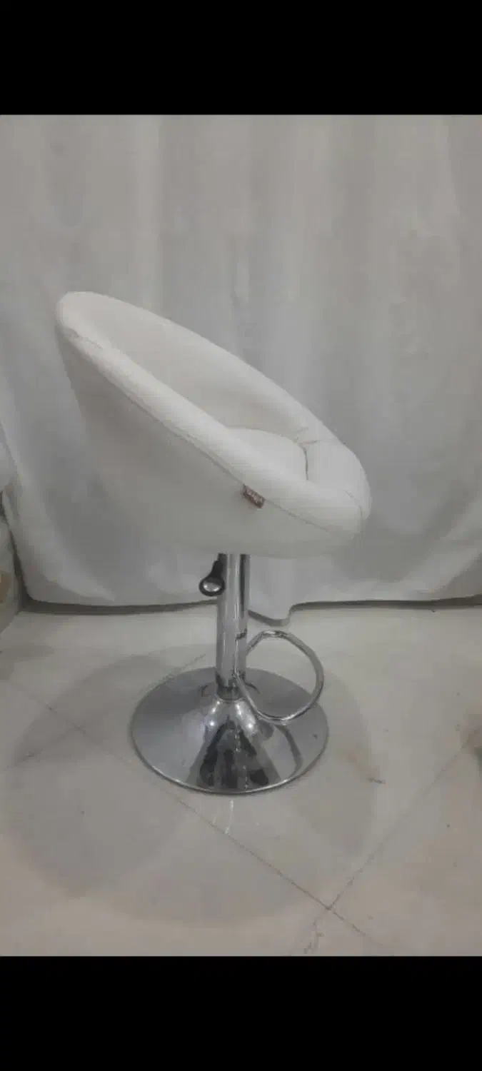 صندلی ، صندلی اپنی ، صندلی تک ،|میز و صندلی غذاخوری|بیرجند, |دیوار