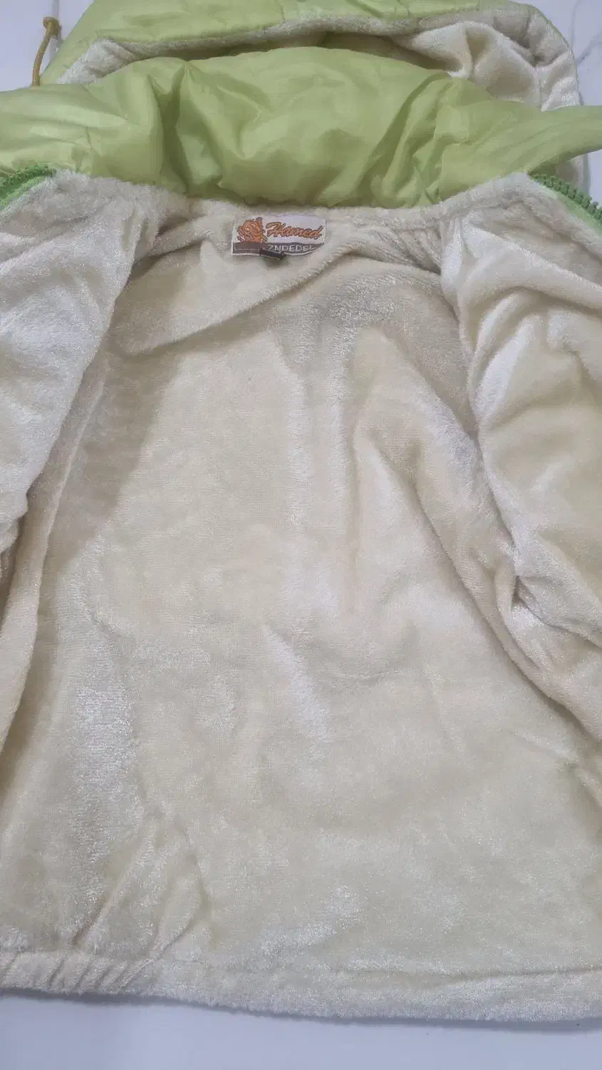 کاپشن بچگانه سایز ۱ و سایز ۲ نو نو ارزان|کفش و لباس بچه|اسلامآباد غرب, |دیوار