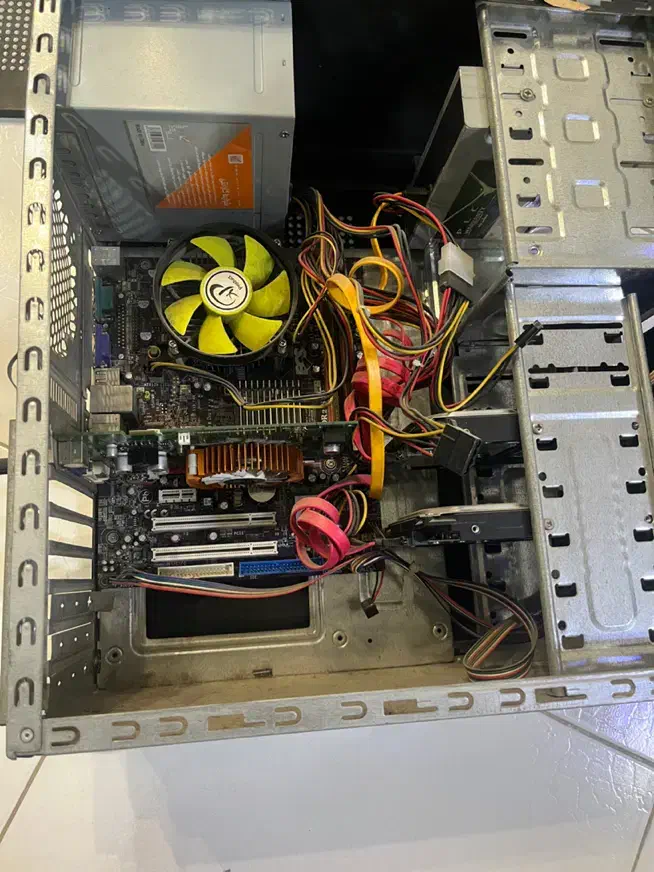 کامپیوتر و مانیتور کامل|رایانه رومیزی|نسیم‌شهر, |دیوار