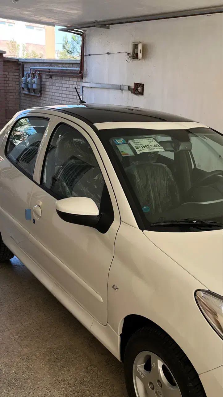 پژو ۲۰۷ پاناروما سقف شیشه ای مدل ۴۰۴ ارتقا یافته|خودرو سواری و وانت|مشهد, آزادشهر|دیوار