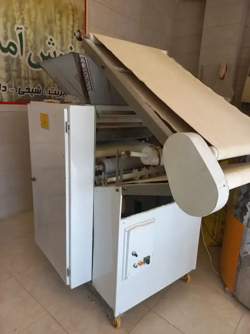 نانوایی با پروانه|فروشگاه و مغازه|فولادشهر, مسکن مهر فولادشهر|دیوار