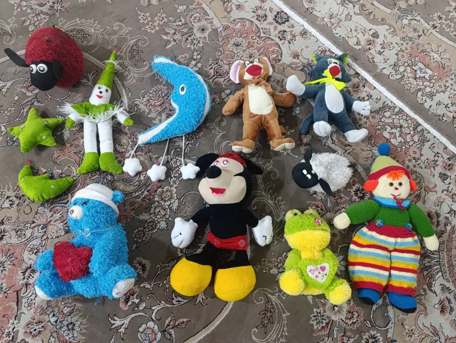 تعدادی عروسک قشنگ و زیبا بدون پارگی|اسباببازی|تربتحیدریه, رجایی|دیوار