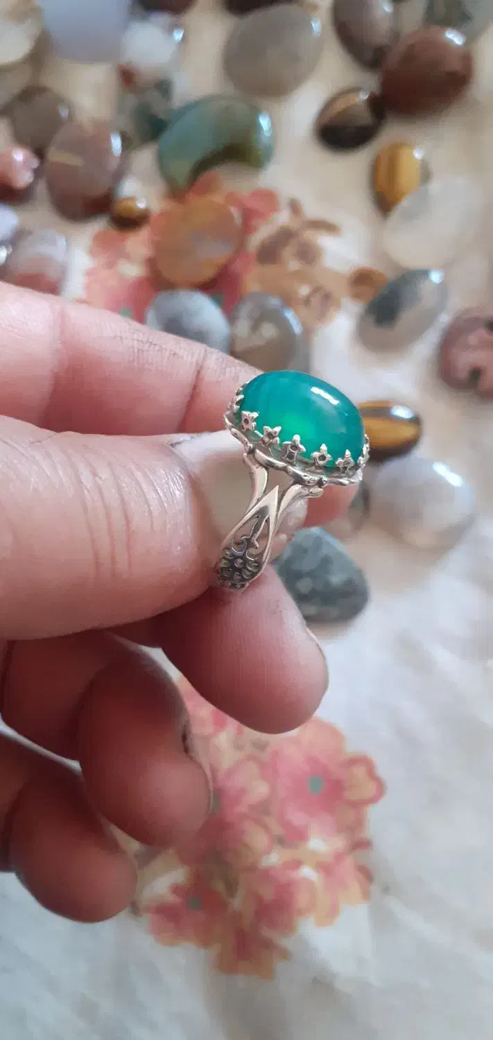 انگشتر نقره ۹۲۵ سنگ عقیق معدنی اصل خوش رنگ|جواهرات|شهرکرد, |دیوار