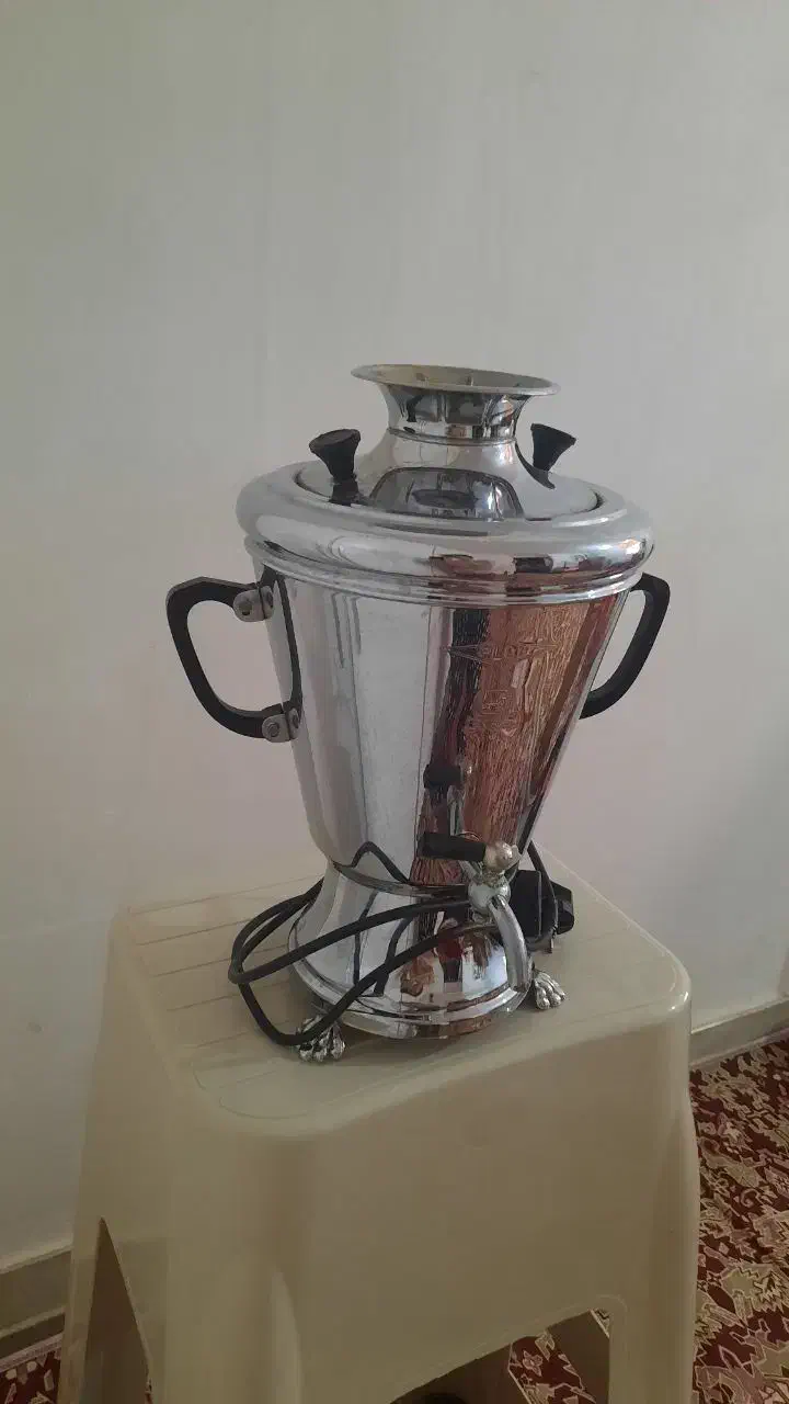 سماور برقی قدیمی مارک معروف پلان۱۰۰۰وات سالم|سماور، چای‌ساز، قهوه‌ساز|ورامین, ورامین|دیوار