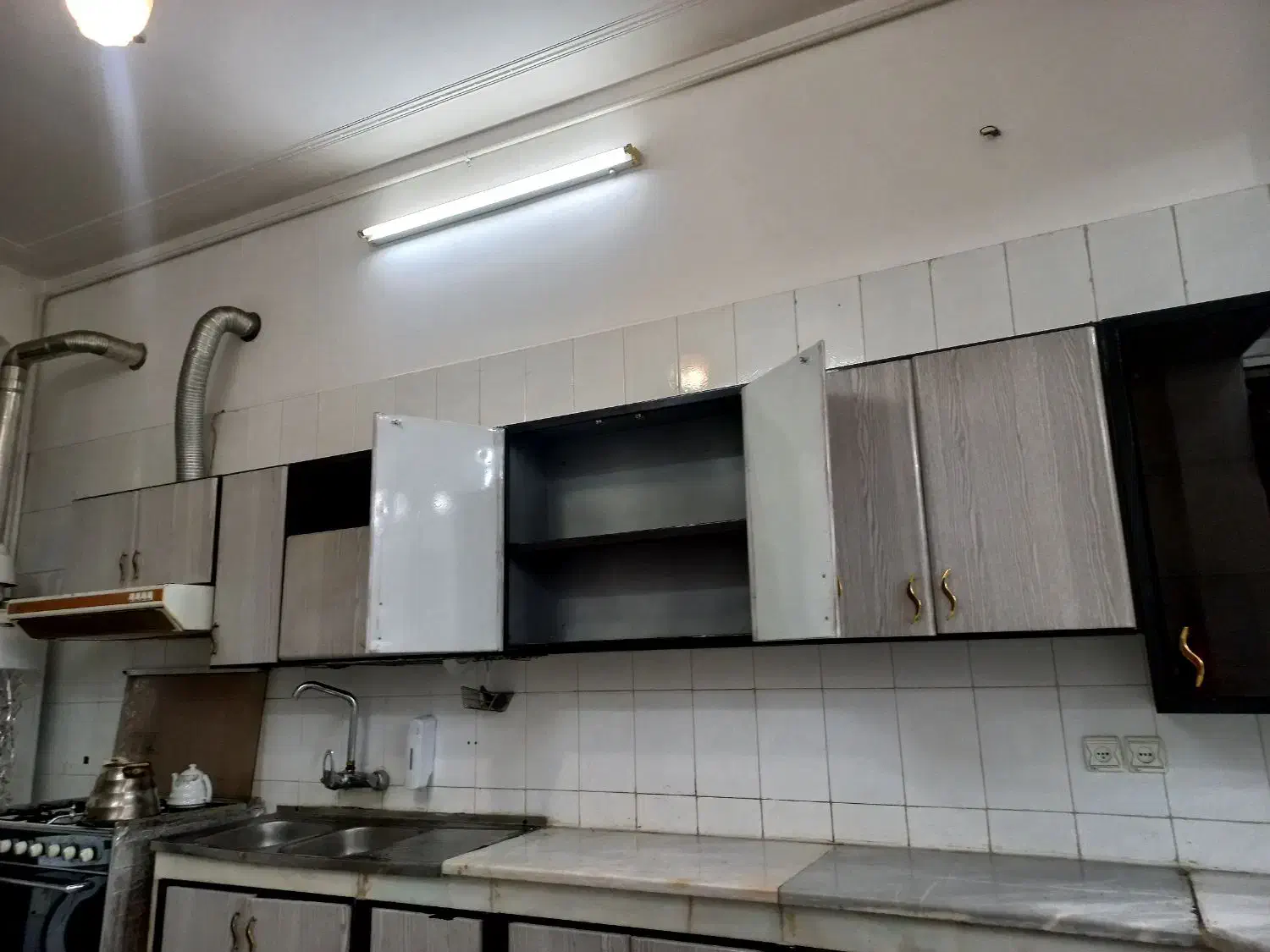 فروش کابینت فلزی هود گاز فر و سینک|اجاق گاز و لوازم برقی پختوپز|اردکان, |دیوار