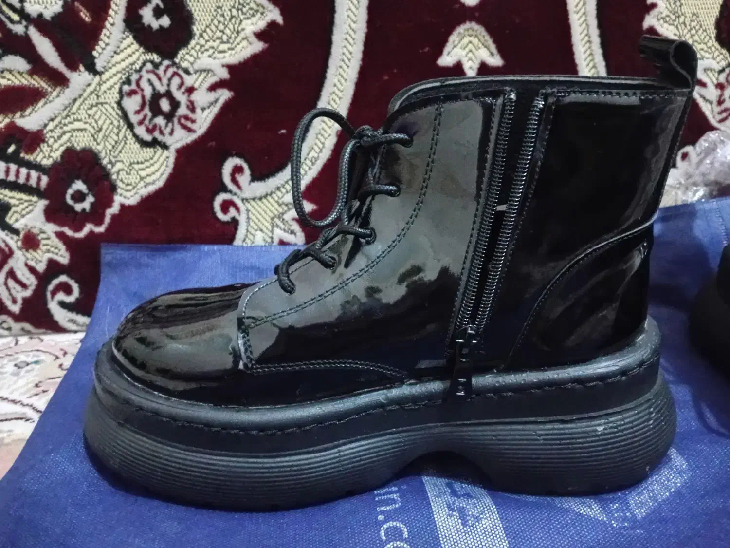 نیم بوت|کیف، کفش، کمربند|مشگین شهر, |دیوار