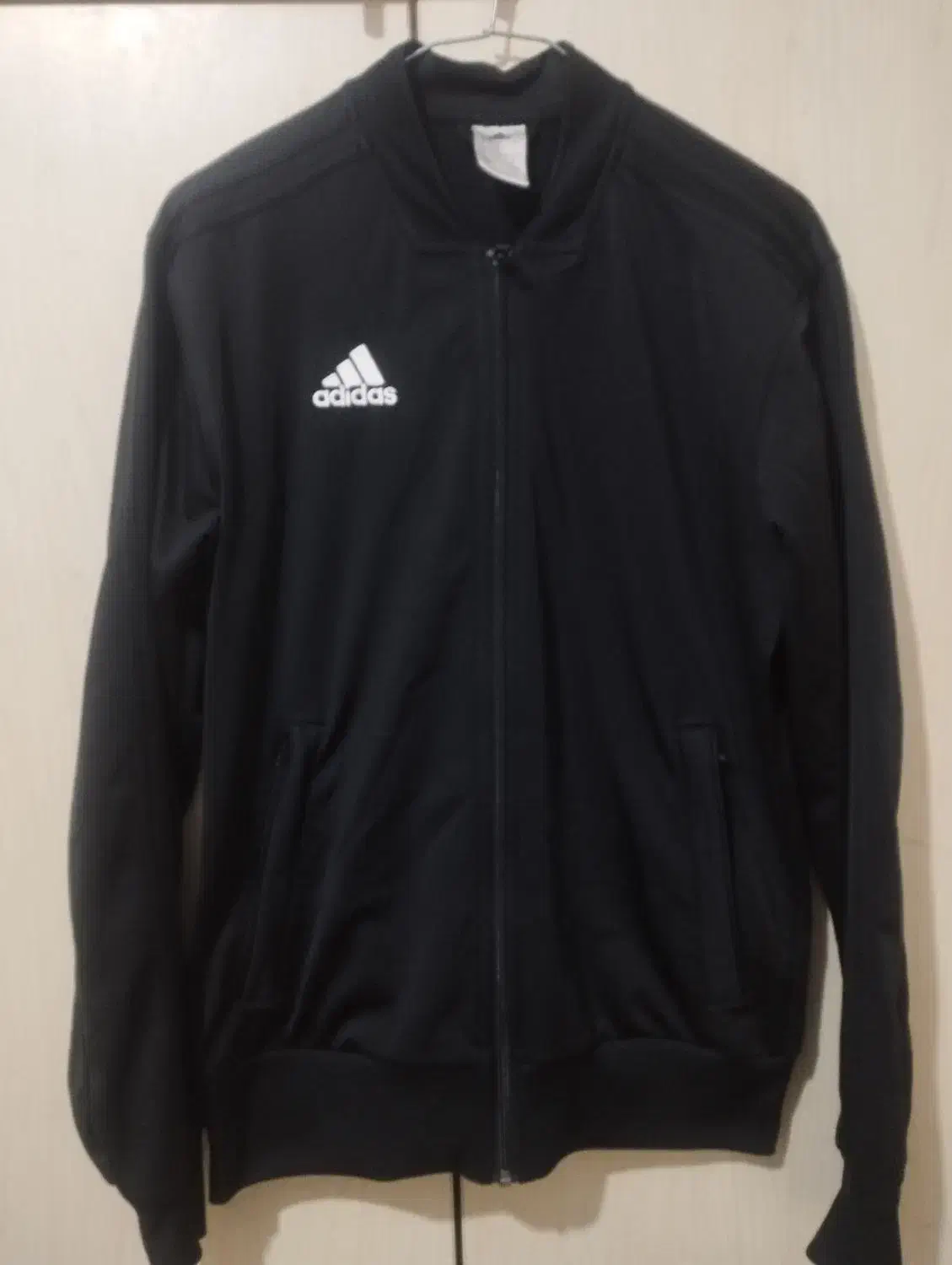 سویشرت آدیداس نو|لباس|تهران, شهرک فردوس (حسینی)|دیوار