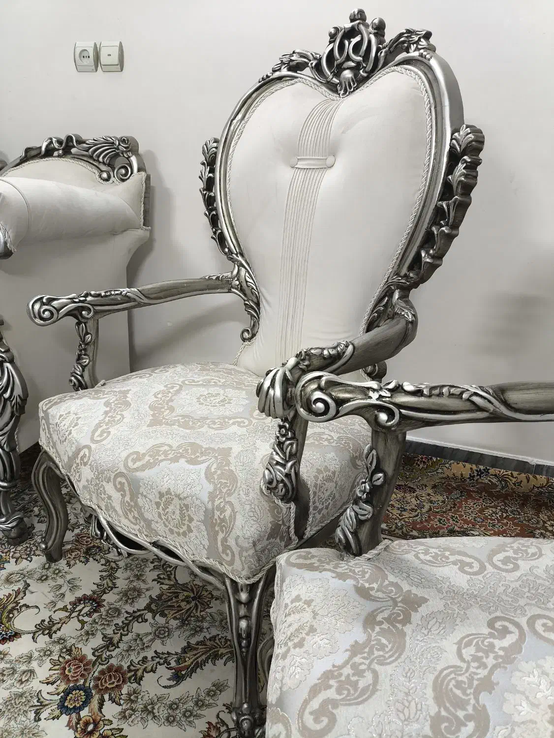 مبل سلطنتی ۹نفره بامیز(درحدنونو|مبلمان خانگی و میز عسلی|ابریشم, |دیوار