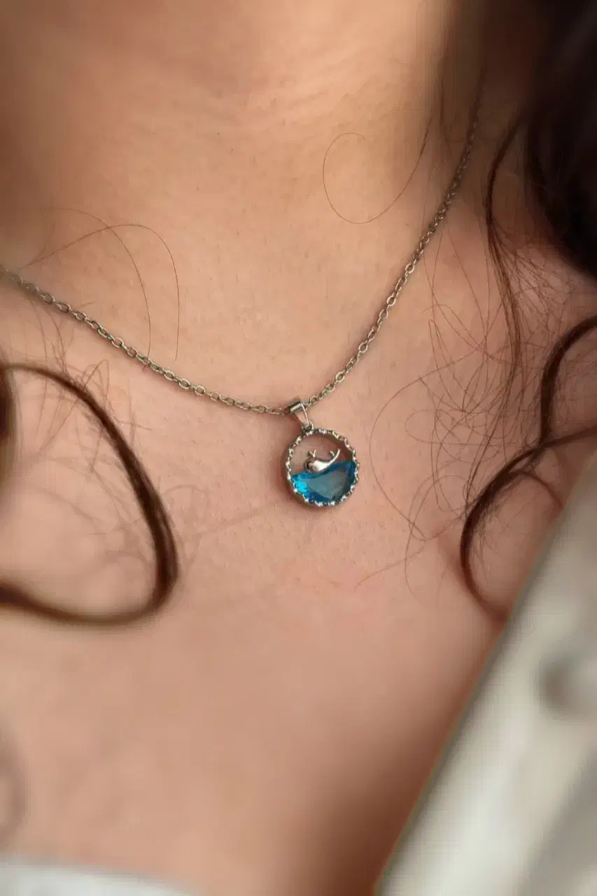 گردنبند|جواهرات|لار, |دیوار