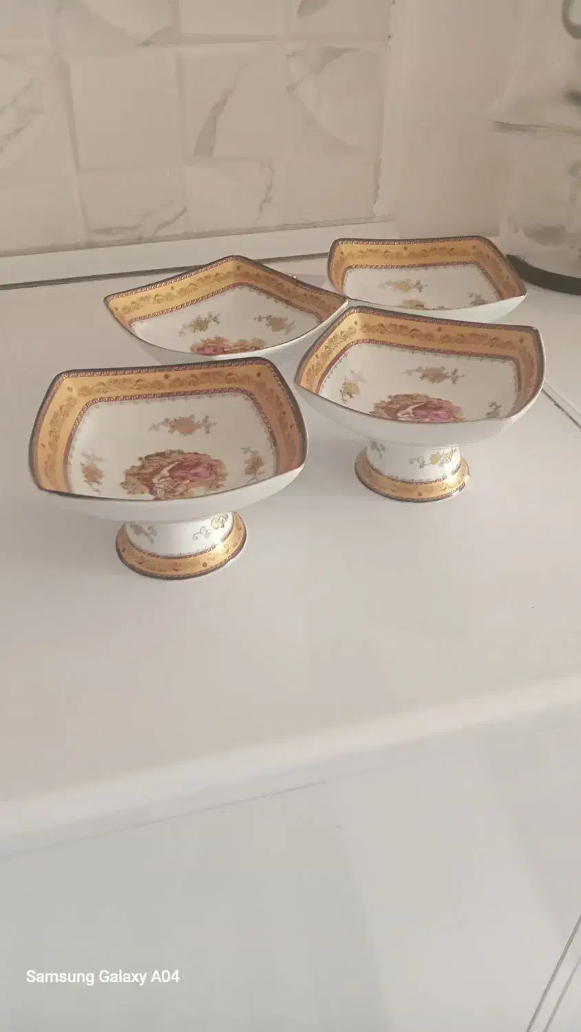 لیلی مجنون|کلکسیون اشیاء عتیقه|سبزوار, گلشن|دیوار