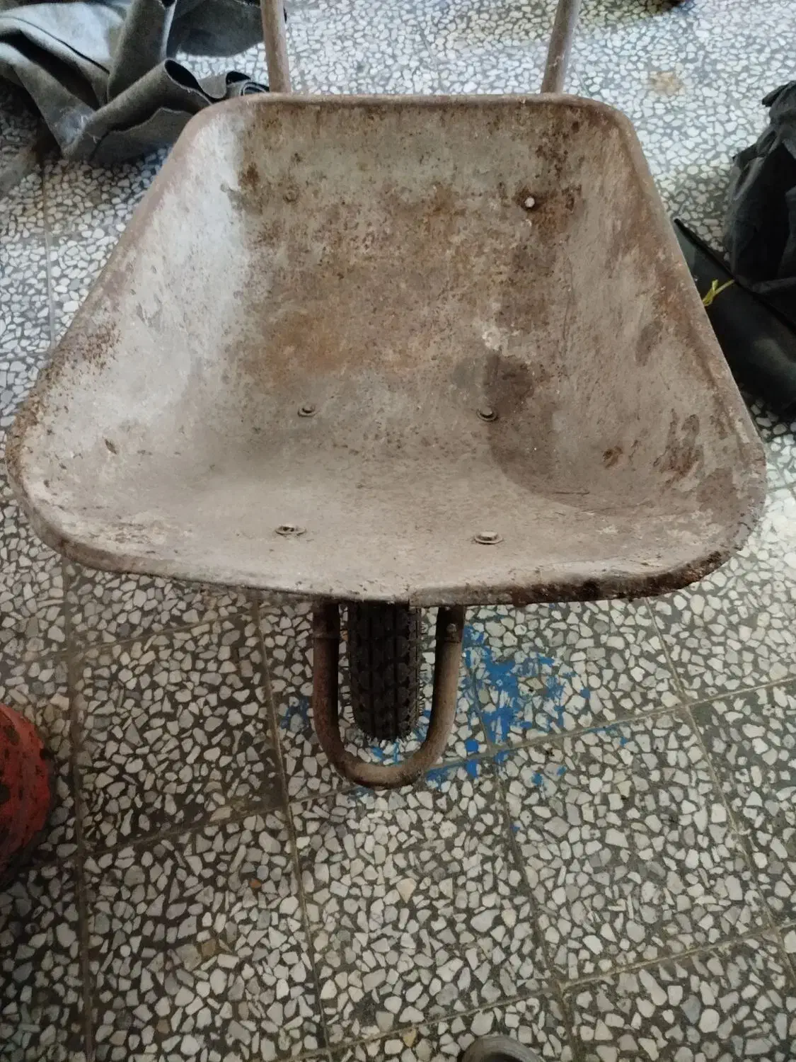 فرغون|ابزارآلات|قائم‌شهر, |دیوار