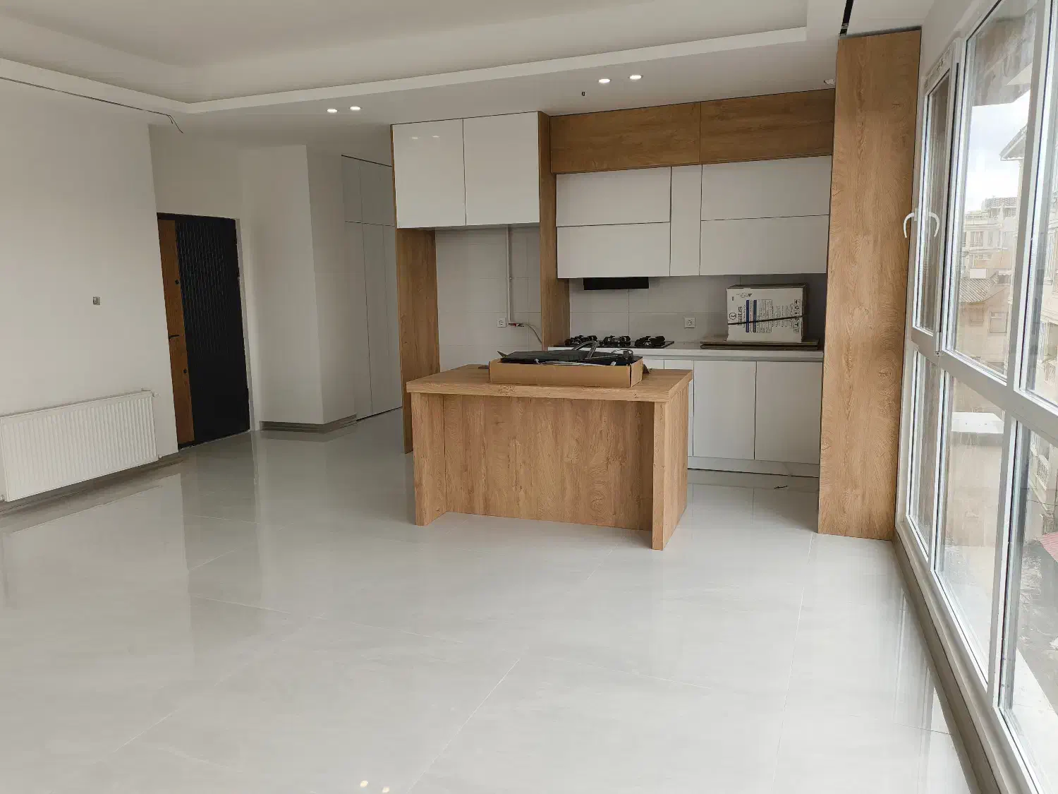 83مترنوساز/خوش نقشه آفتابگیر/بغل استخر/سازنده برند|فروش آپارتمان|لاهیجان, کوی خزر|دیوار