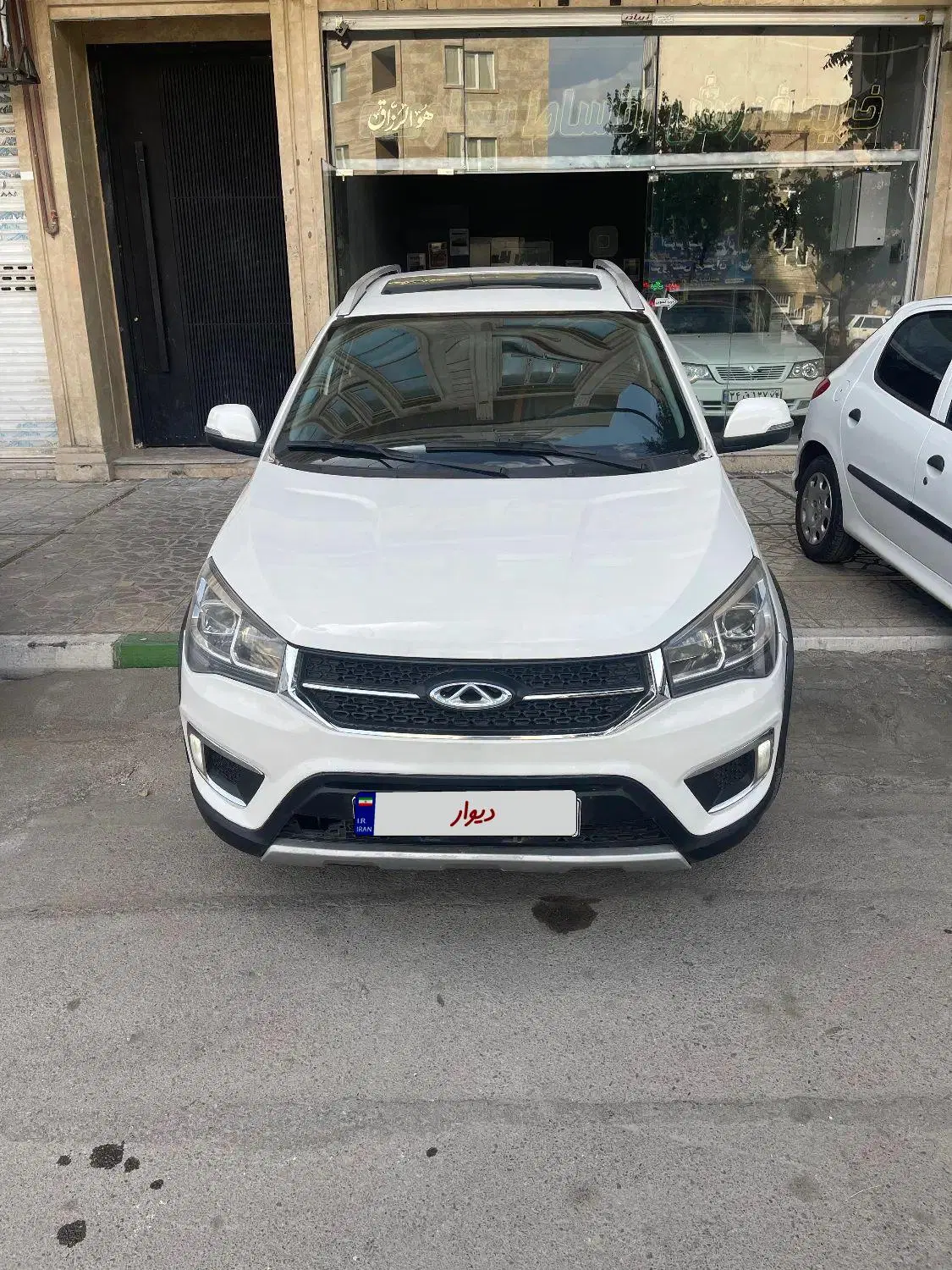 امویام X22 اتوماتیک اسپرت اکسلنت