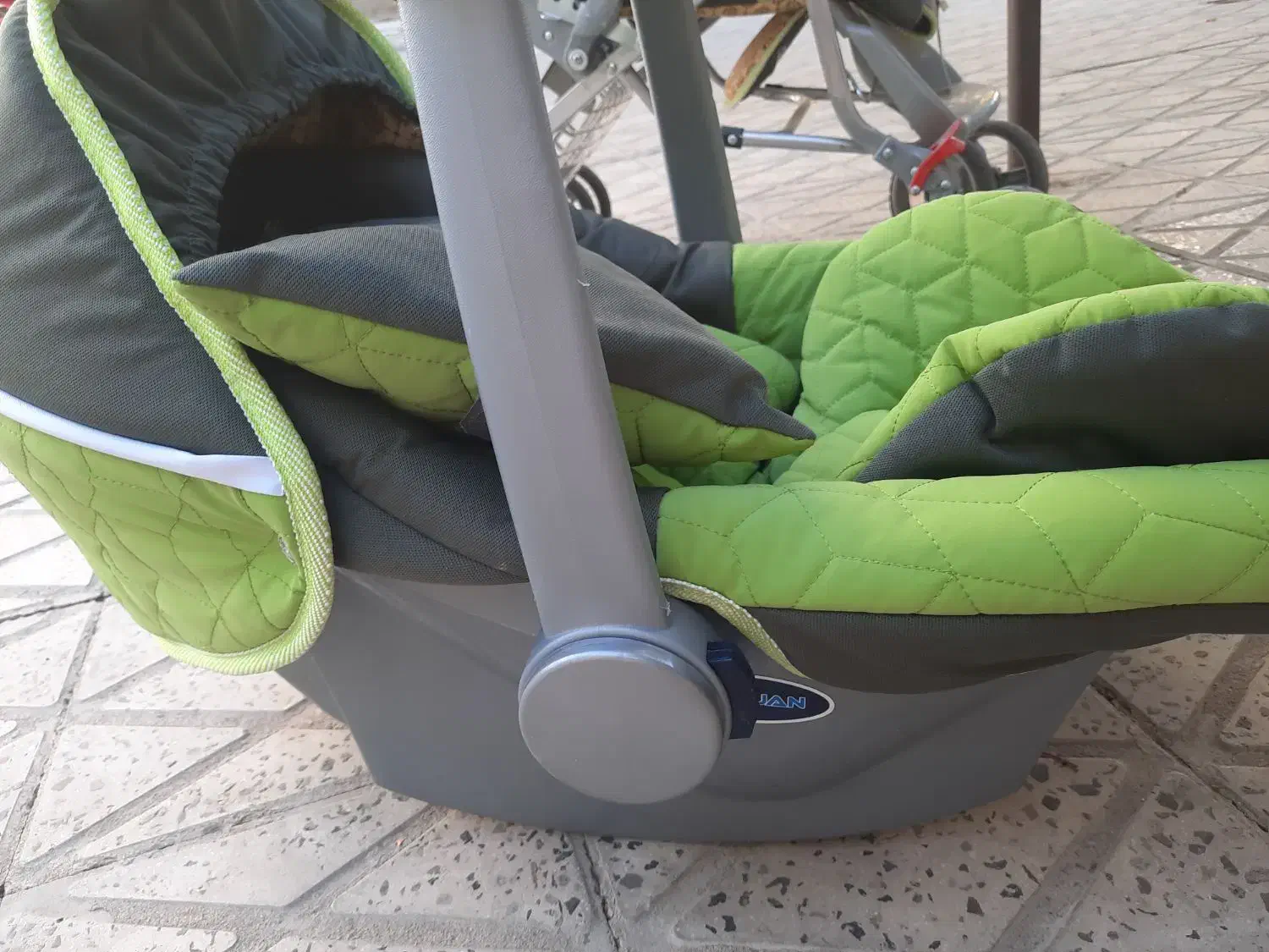 فروش کالسکه و کریر دلیجان در حد نو|کالسکه و لوازم جانبی|قیدار, |دیوار