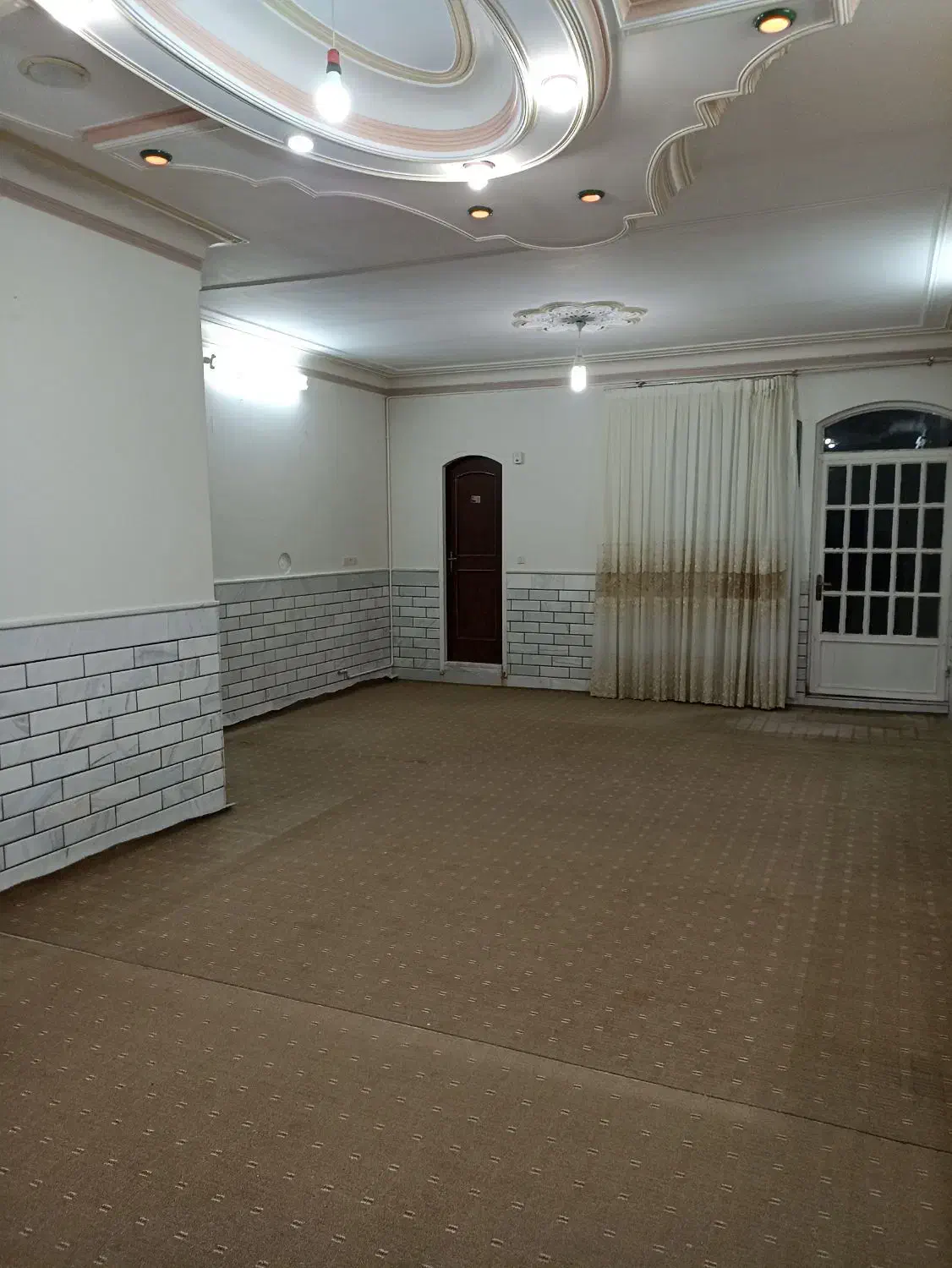 اجاره واحد مسکونی ۲۰متری امام حسین|اجارهٔ آپارتمان|قم, زنبیل آباد|دیوار