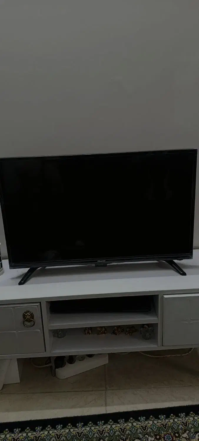 تلویزیون هایسنس|تلویزیون و پروژکتور|گلبهار, شهر جدید گلبهار|دیوار