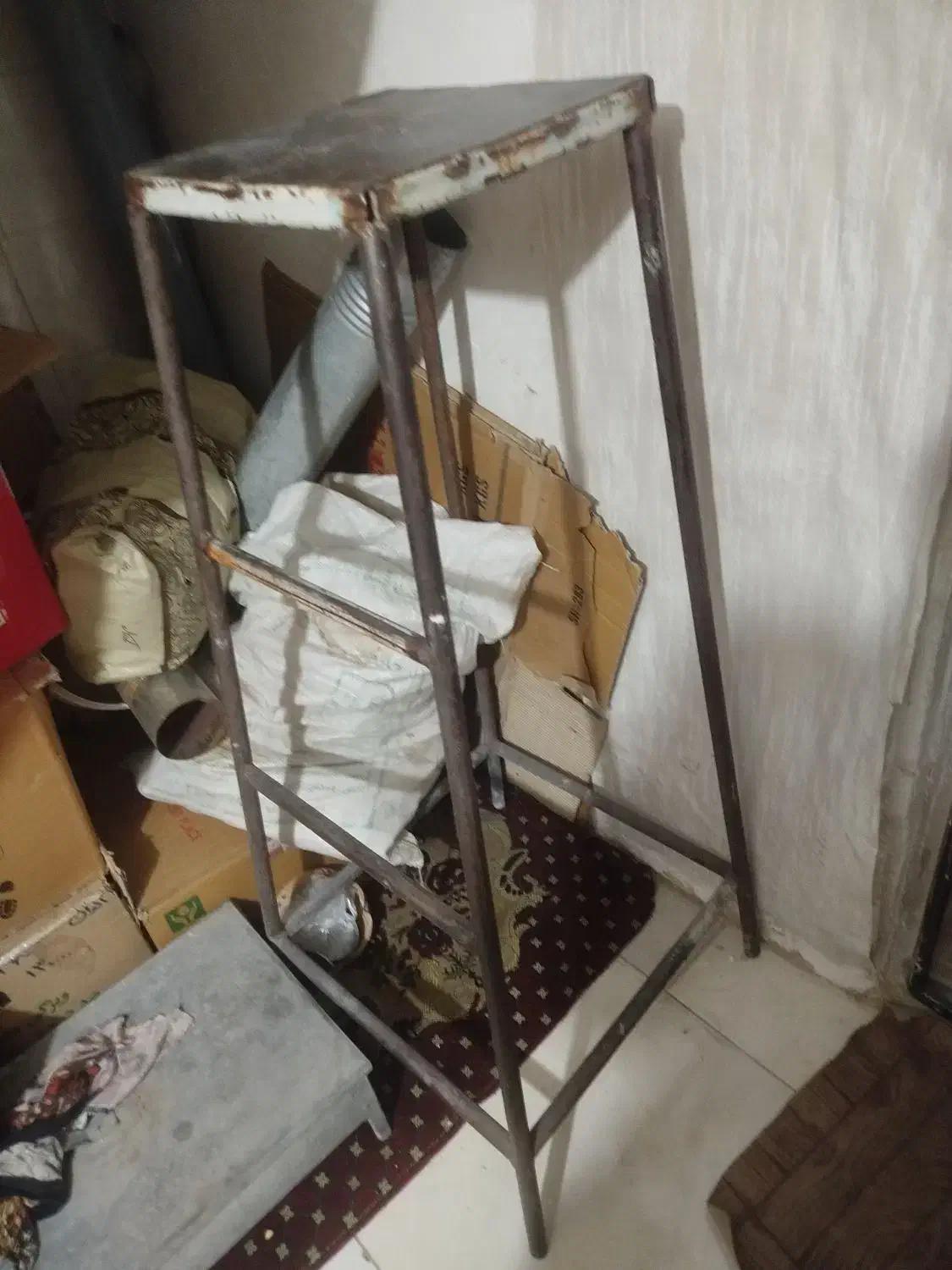 چهار پایه آهنی|ابزارآلات|بروجرد, |دیوار