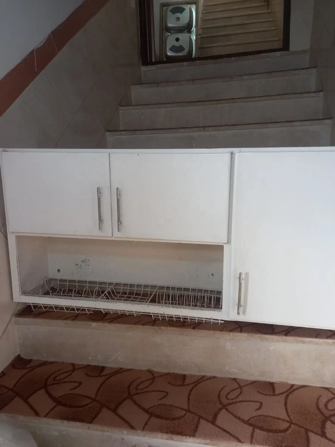 اب چکان|آب‌چکان و نظم‌دهنده ظروف|رزن, |دیوار