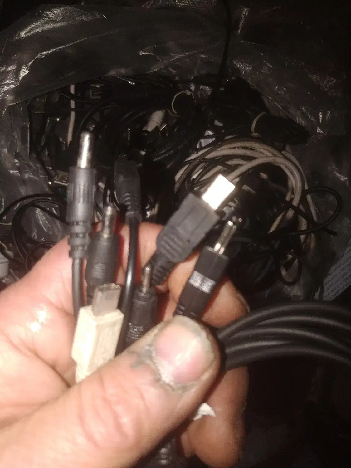 شارژر گوشی‌های قدیمی سوزنی و غیره نو|لوازم جانبی موبایل و تبلت|مشهد, شهید بهشتی|دیوار