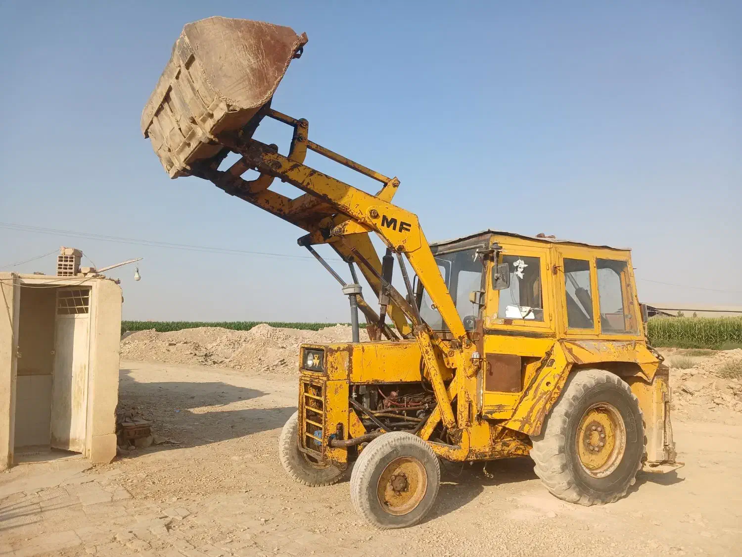 بیل بکهو سنددار و سالم مدل ۵۹، مناسب کار فوری|خودرو سنگین|حبیب آباد, |دیوار
