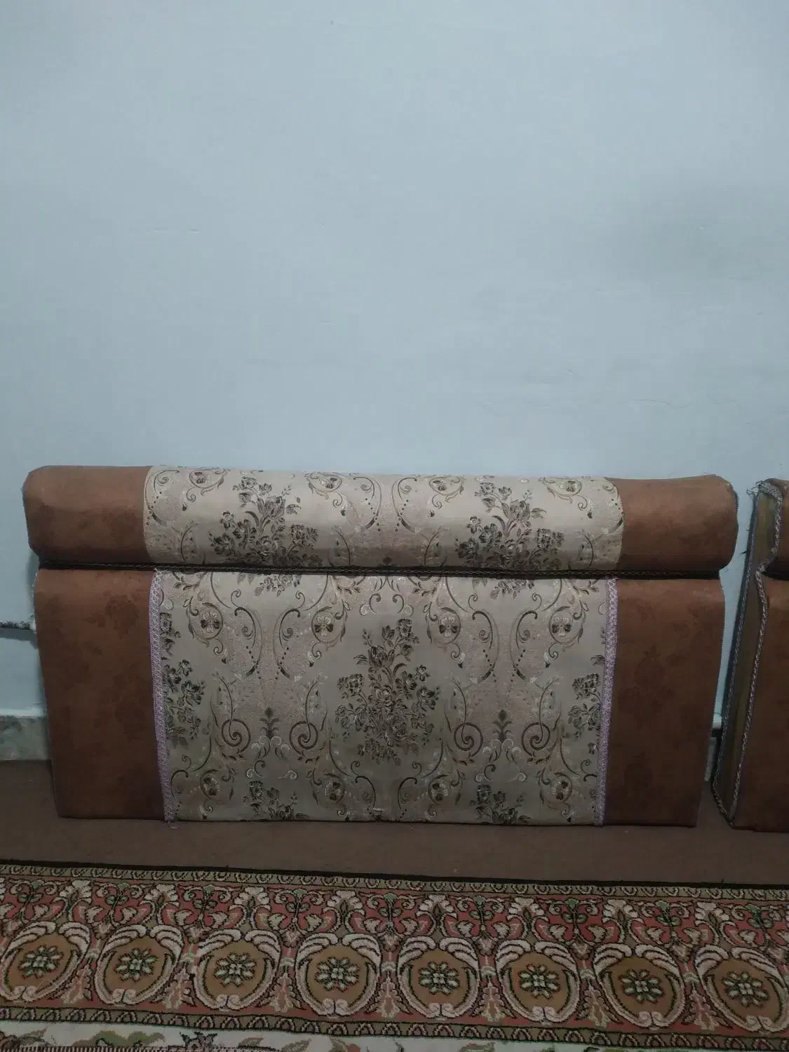 پشتی|پشتی|اندیشه, اندیشه فاز ۱|دیوار