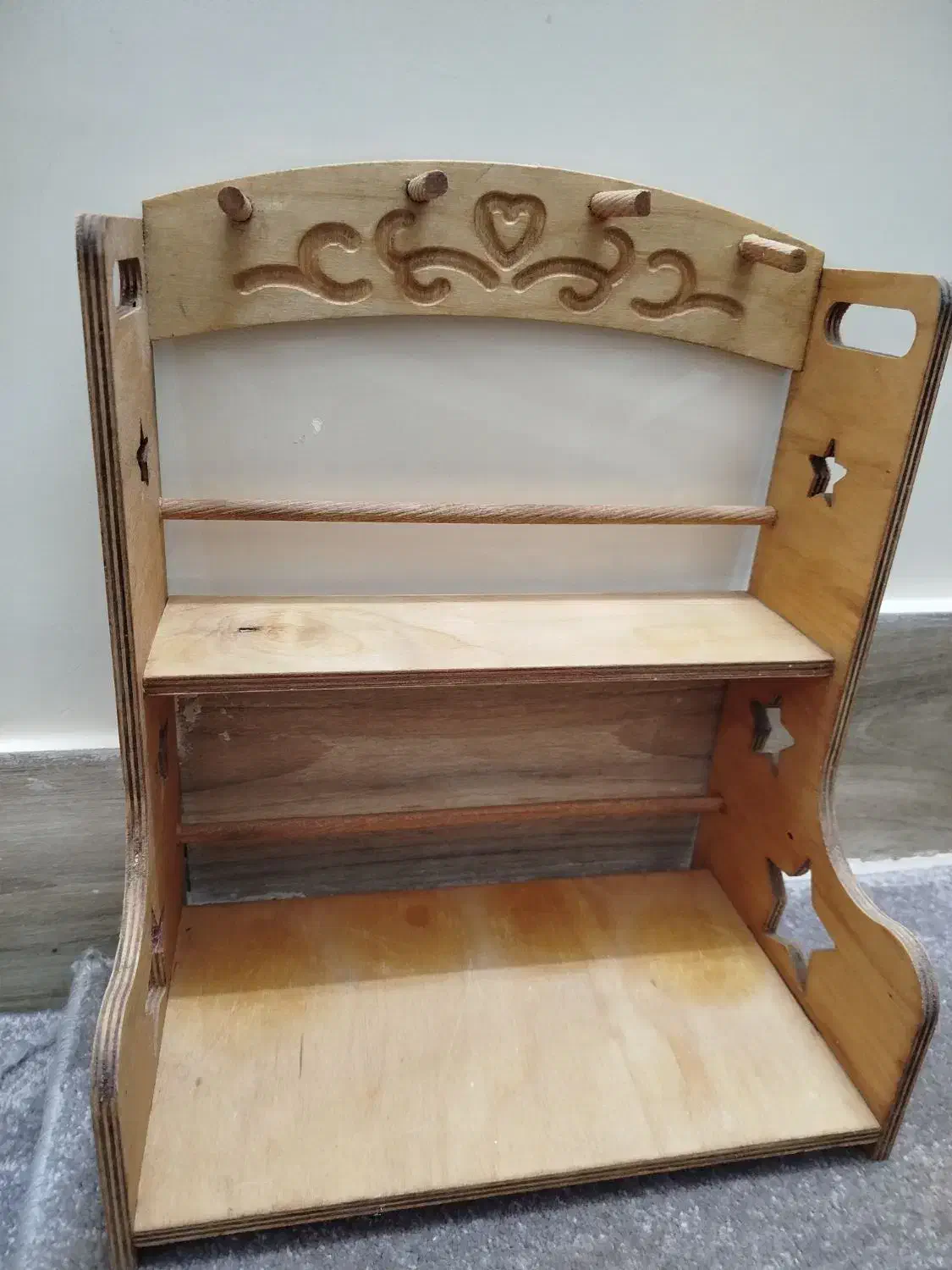 استندچوبی|آبچکان و نظمدهنده ظروف|سبزوار, امیر کبیر|دیوار