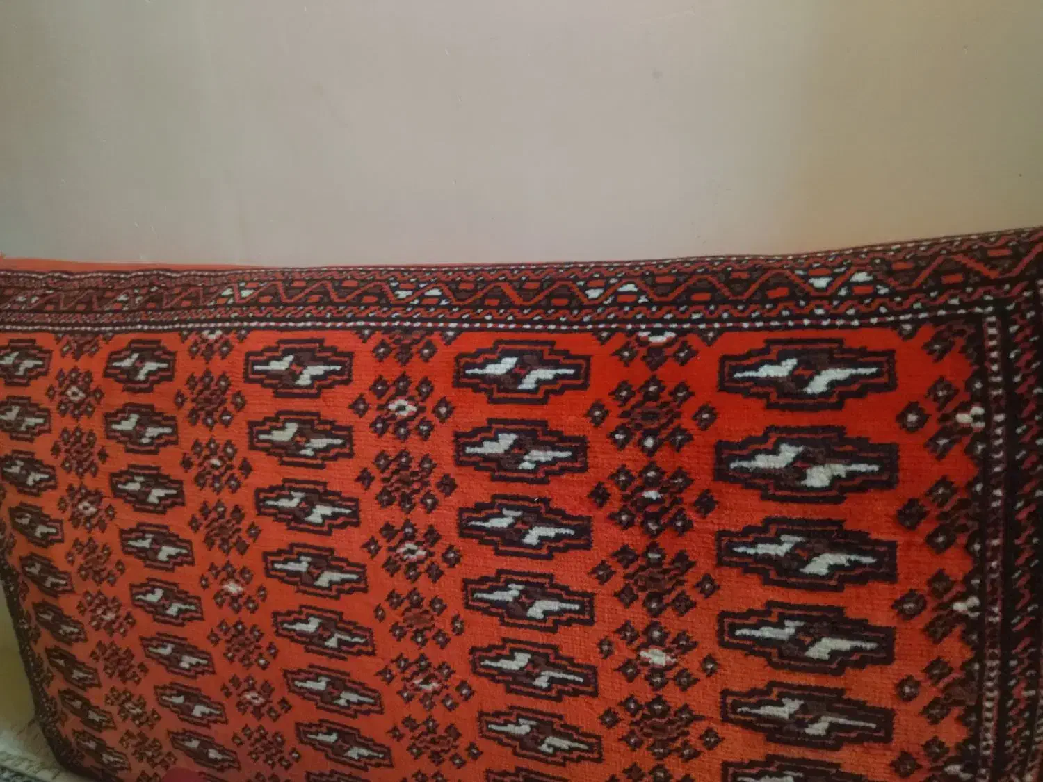 پشتی|پشتی|بیرجند, |دیوار