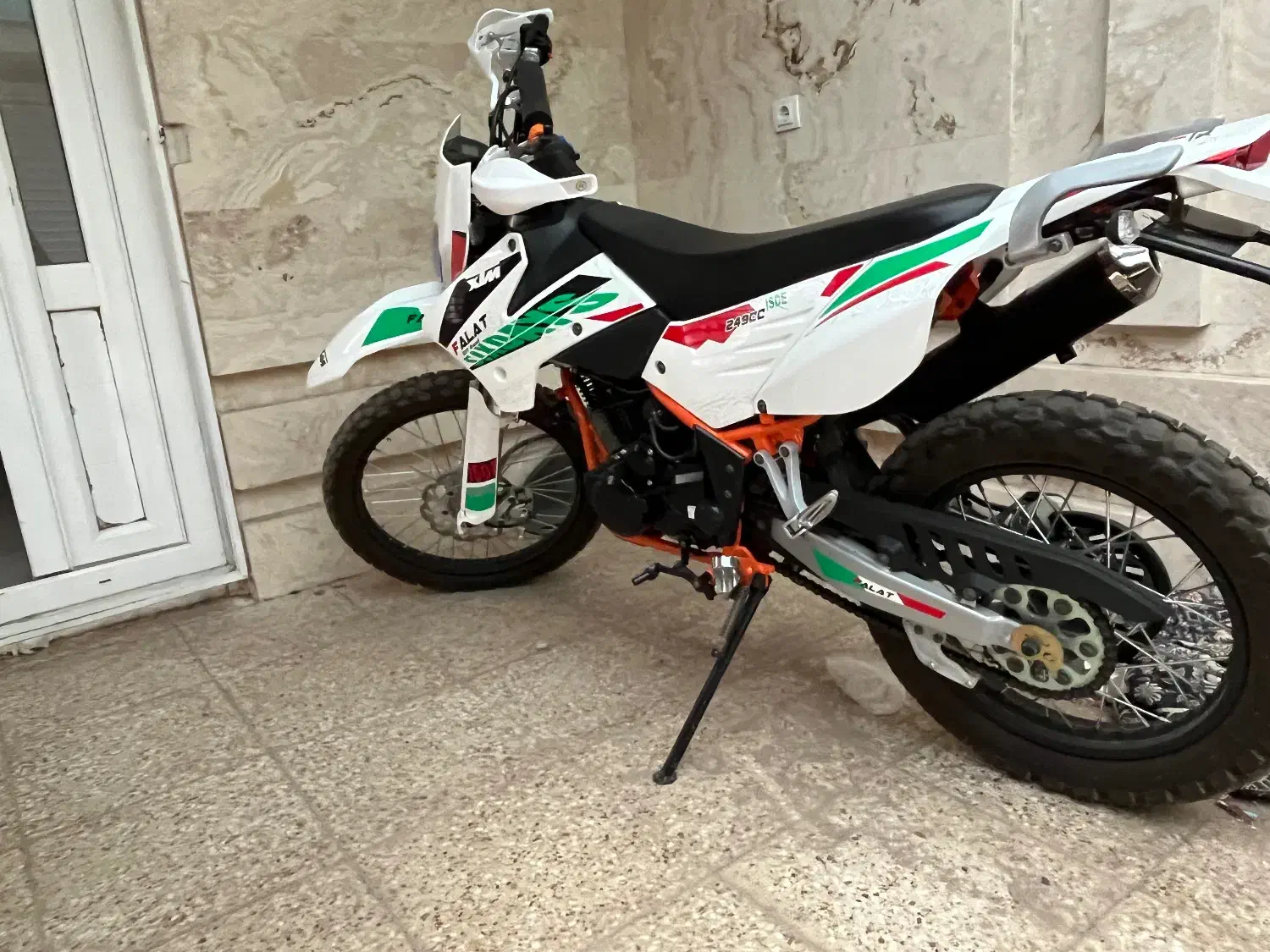 فلات ۲۵۰ کی تی ام|موتورسیکلت|شهر بابک, |دیوار