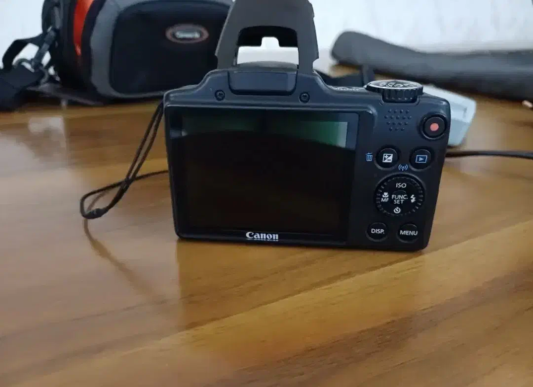 دوربین عکاسی و فیلمبرداری|دوربین عکاسی و فیلم‌برداری|ارومیه, |دیوار