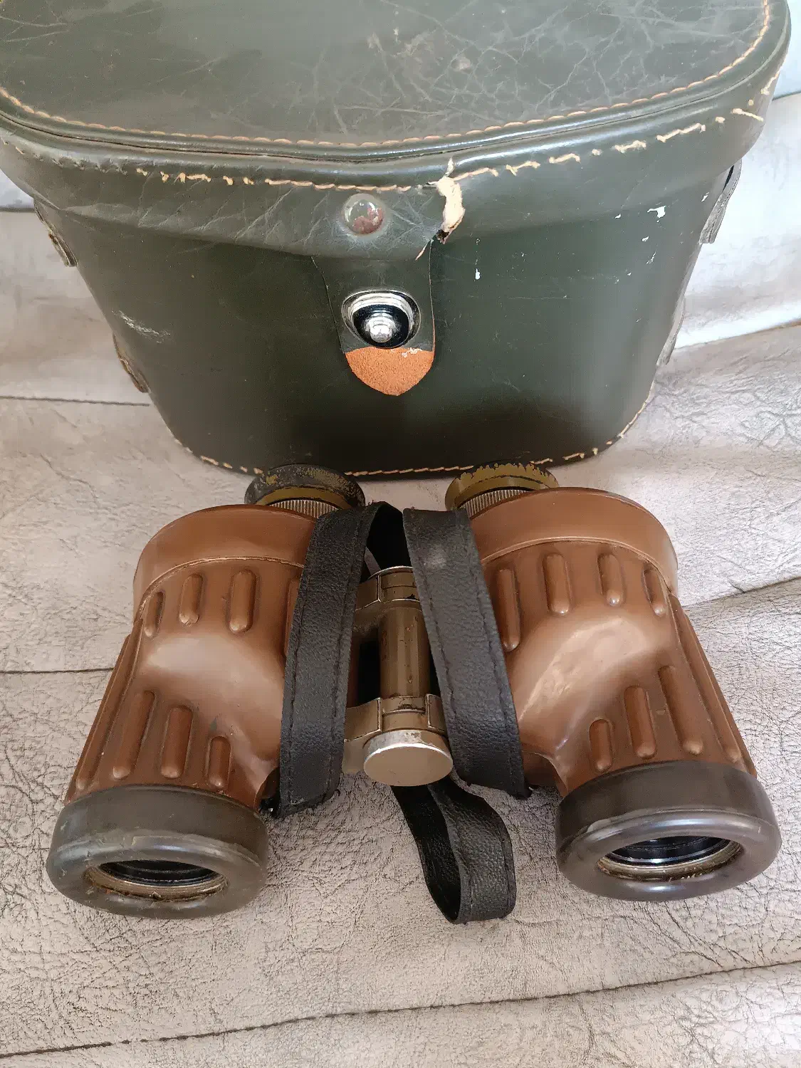 دوربین دوچشمی شکاری|کوهنوردی و کمپینگ|کاشان, فاز ۱ ناجی آباد|دیوار