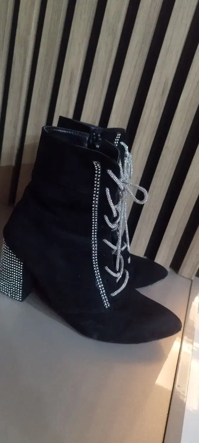 پوتین مجلسی ۴۰-۴۱-۳۹ درحدنو سوییت|کیف، کفش، کمربند|صباشهر, |دیوار