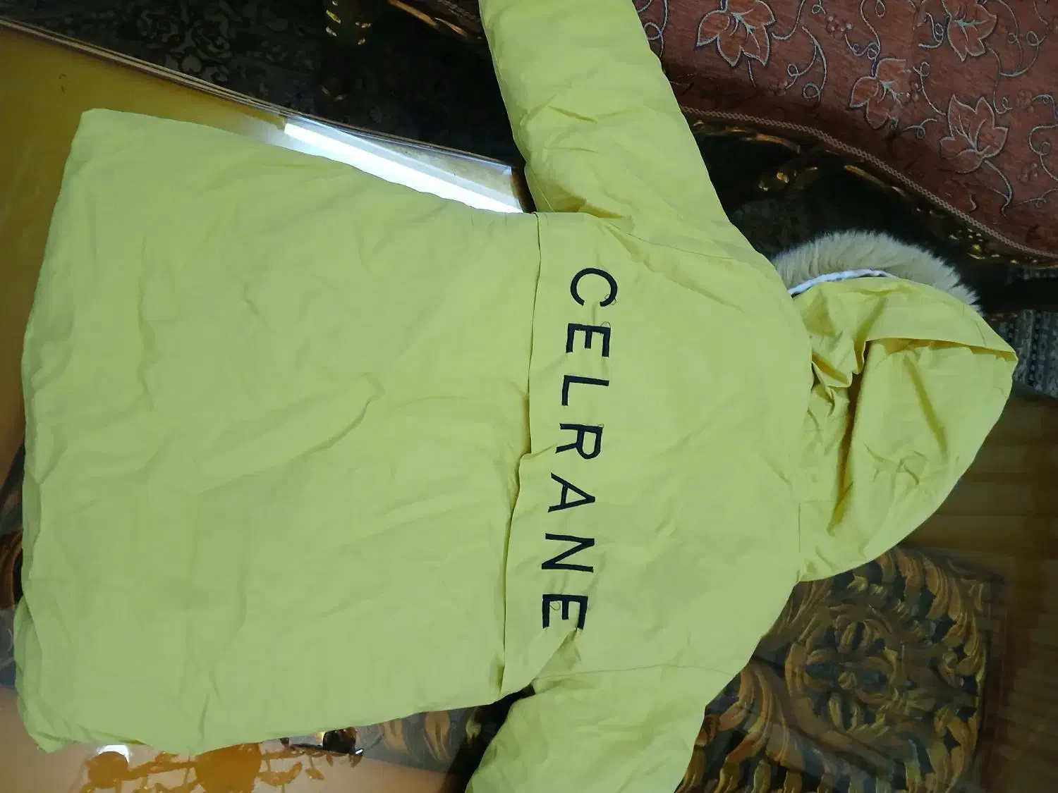 کاپشن|کفش و لباس بچه|اصفهان, کوجان|دیوار