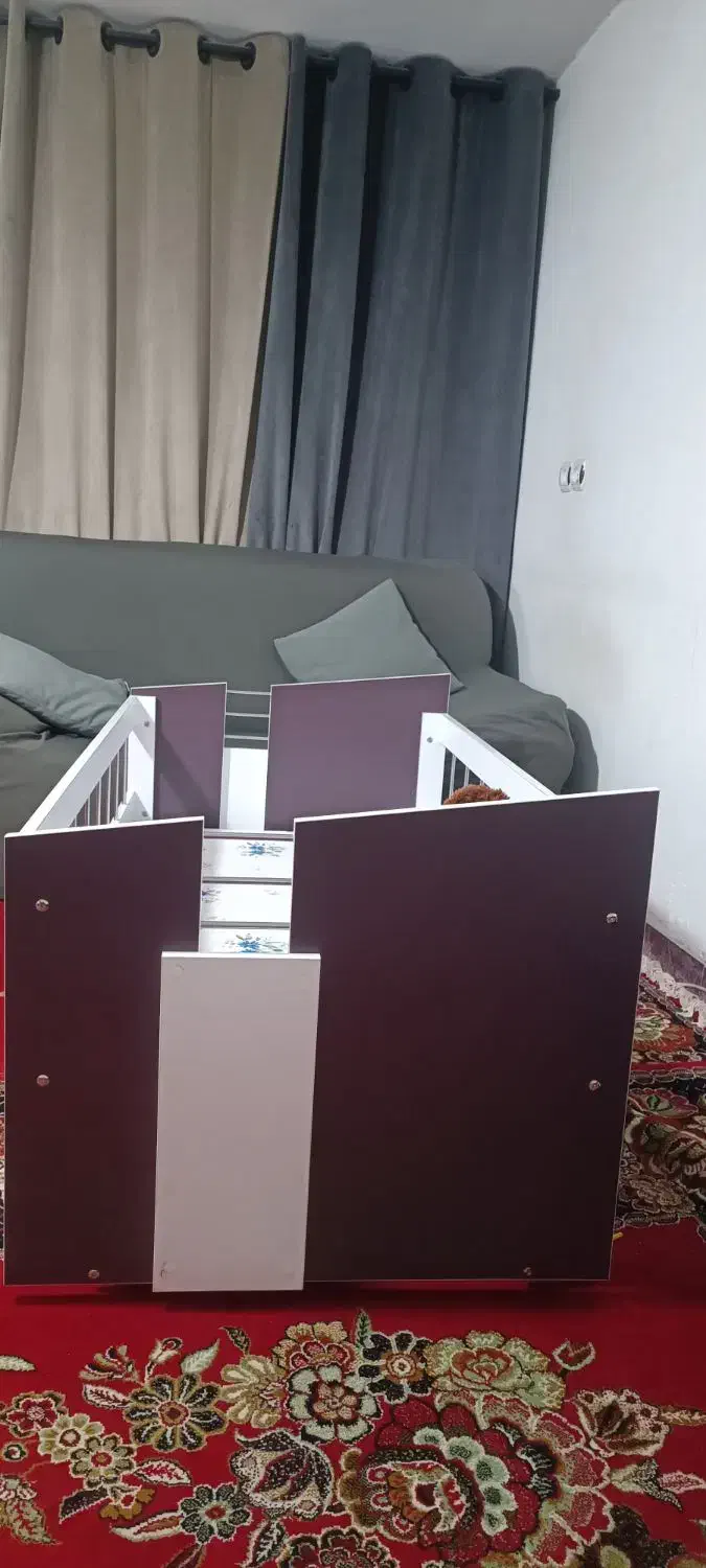 تخت و گهواره|تخت و سرویس خواب|بم, |دیوار