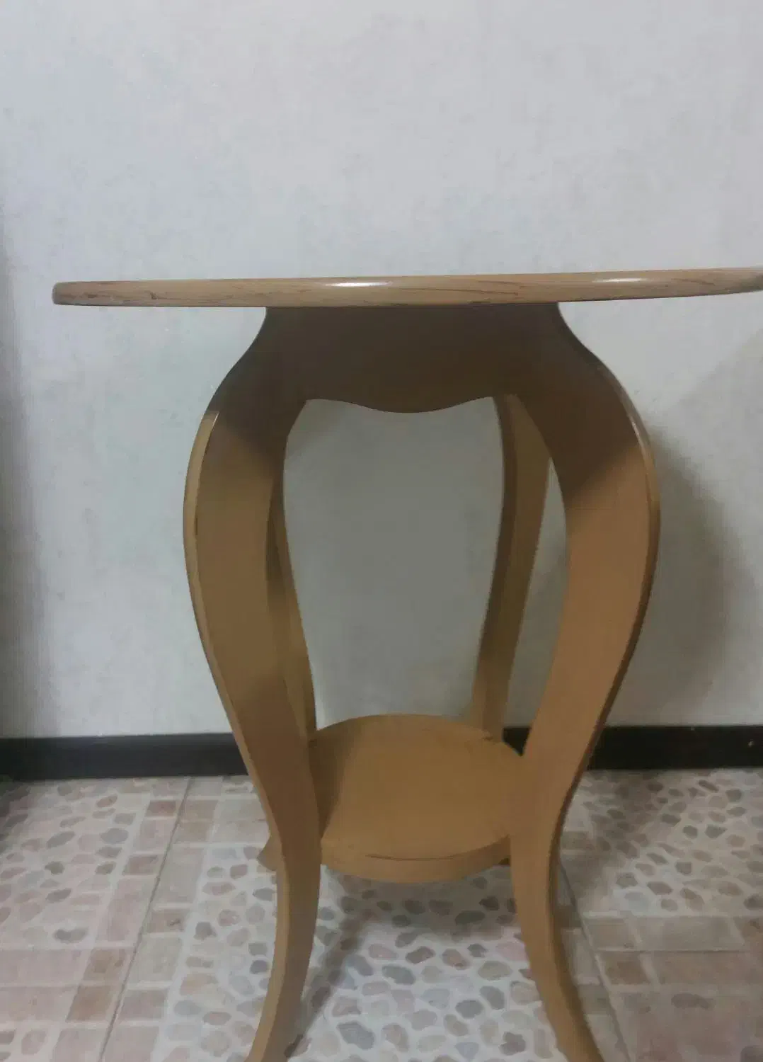 میز گرد رنگ فندوقی|میز و صندلی غذاخوری|محمدشهر, محمدشهر|دیوار