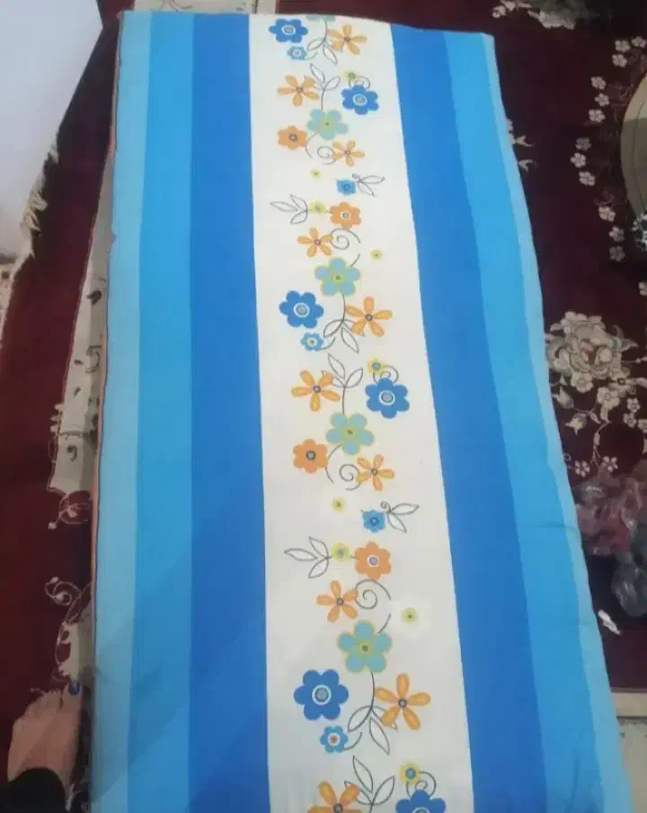 تشک|تشک تختخواب|اصفهان, پروین|دیوار