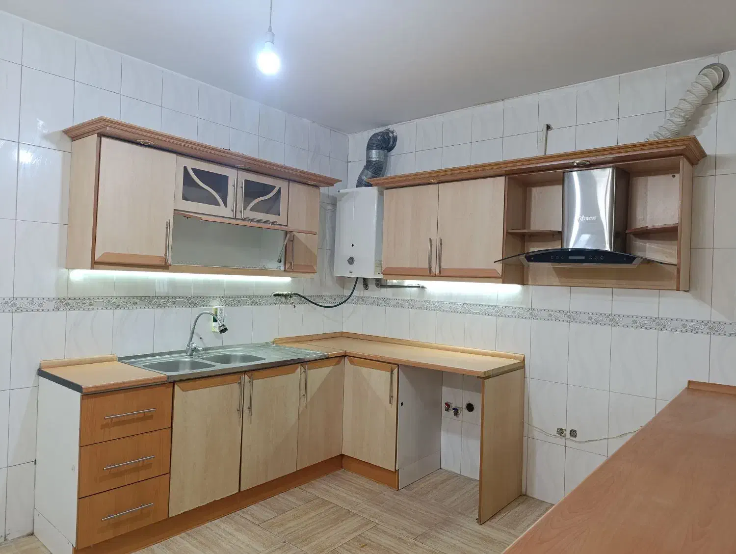 کابینت ام دی اف داخل فلز در حدنو|آب‌چکان و نظم‌دهنده ظروف|فلاورجان, |دیوار