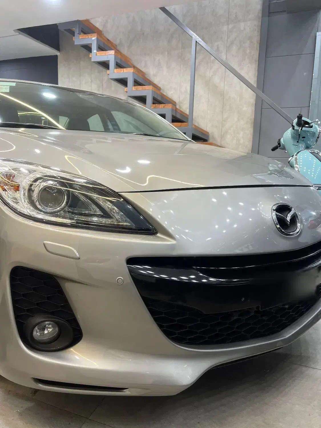 مزدا ۳|خودرو سواری و وانت|شیراز, فرهنگ شهر|دیوار