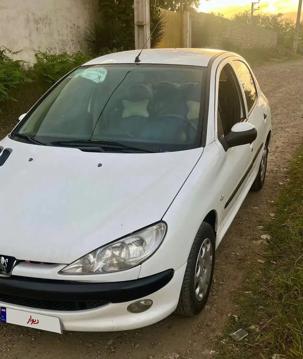 206tu5|خودرو سواری و وانت|لاهیجان, قیام|دیوار