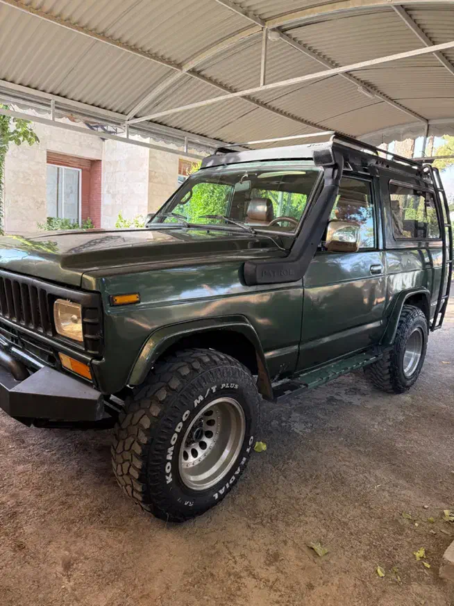 نیسان پاترول دو درب مدل ۷۶|خودرو سواری و وانت|نیشابور, شهرک فرهنگیان|دیوار