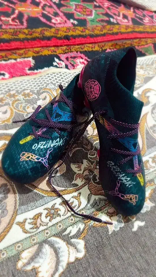 کفش فوتبال چمن|کیف، کفش، کمربند|تبریز, |دیوار